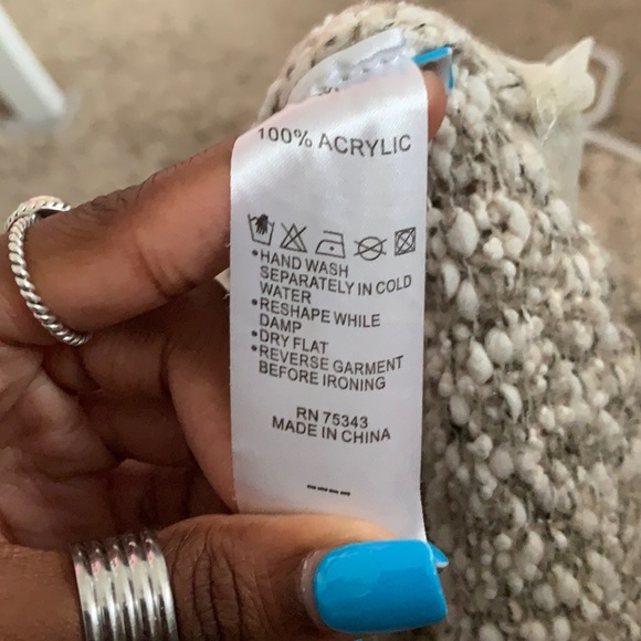 Anthropologie Peplum knit Sweater, Medium - Picture 6 of 6